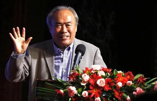 年轻的丈夫